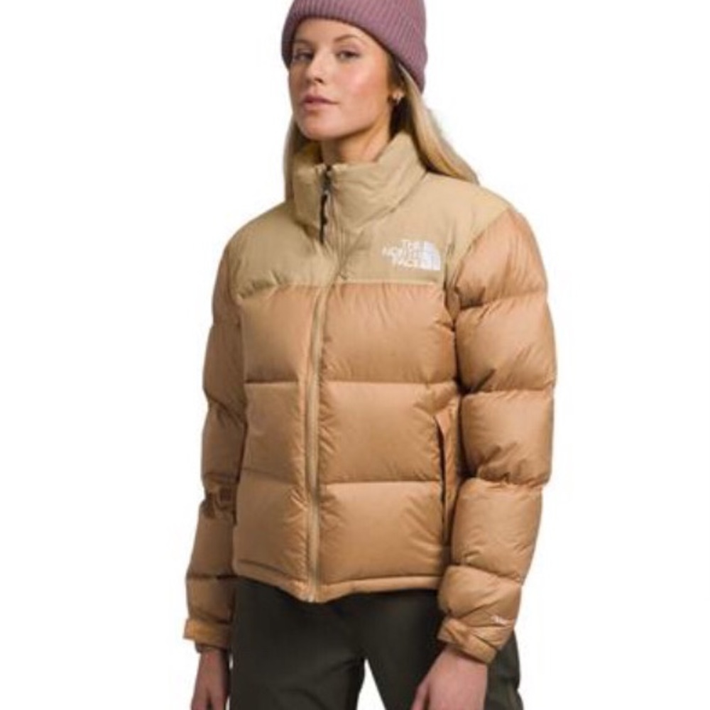 NWOT The North Face Women’s 1996 Retro Nuptse Jacket
